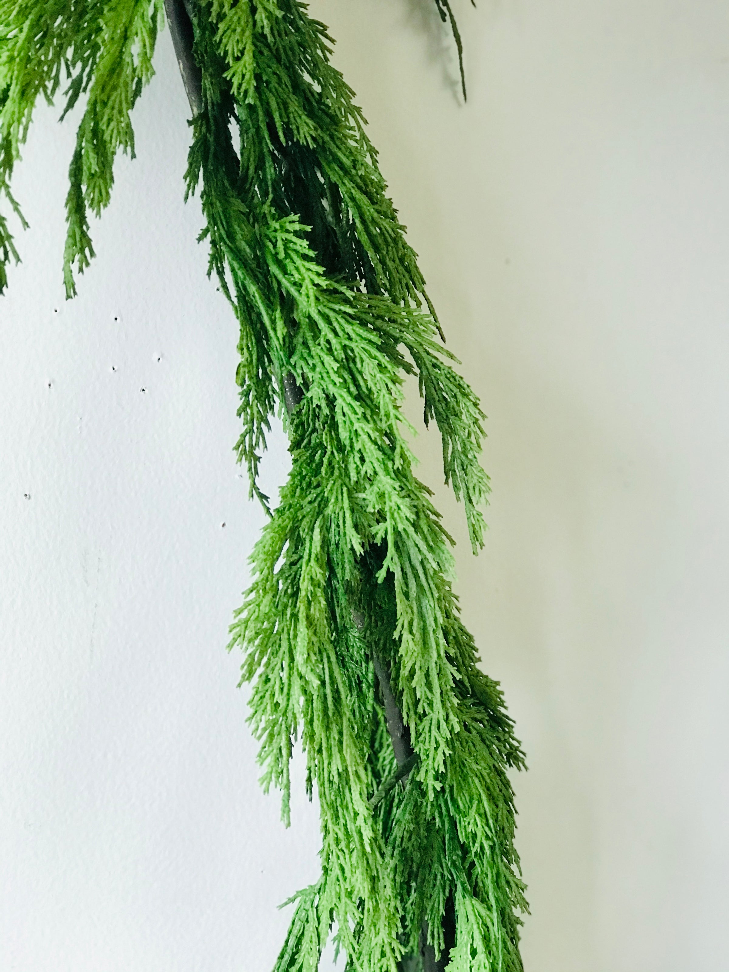 White Cedar Garland