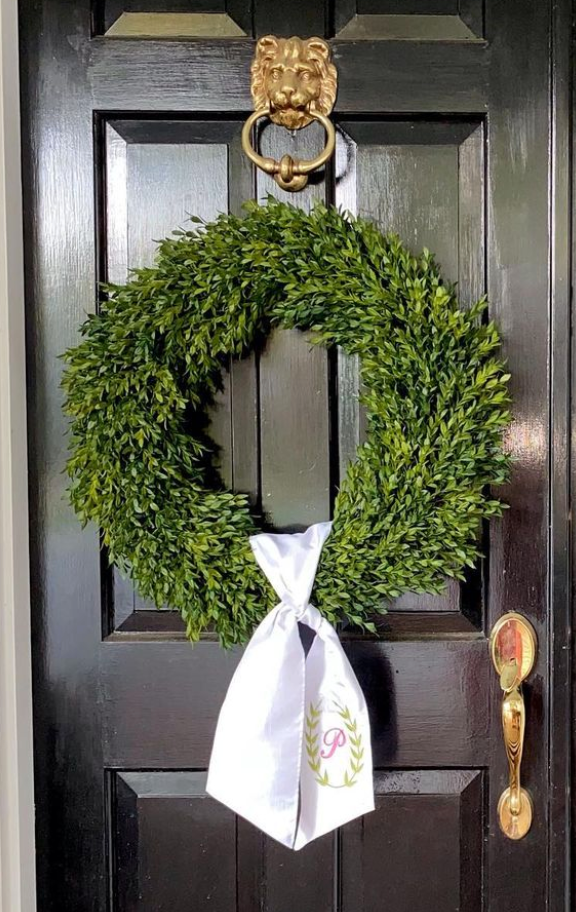 Tea Leaf Wreath Green - Madison